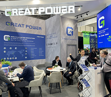 Great Power in UK！鵬輝能源2024儲(chǔ)能新品受歐洲客戶熱捧